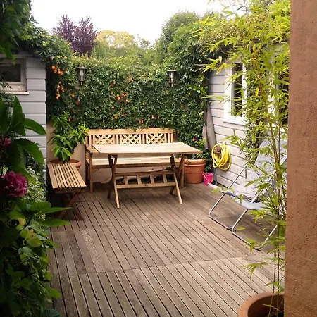 Le Patio Maison De Charme 150m Et Hyper Centre La Rochelle (Charente-Maritime)