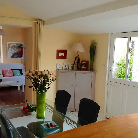 בית נופש Le Patio Maison De Charme 150m Et Hyper Centre